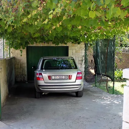 5645a Apartment *